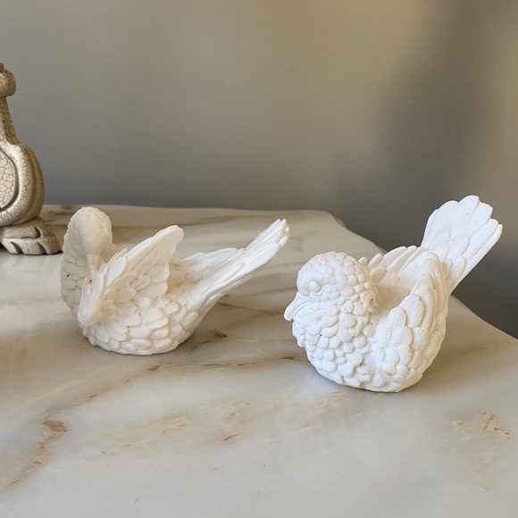 Pair of Two White Alabaster Lovebird Dove Figurines Vintage - Picture 4 of 13
